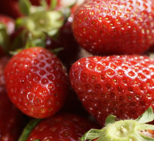 Strawberries and Arthritis Management